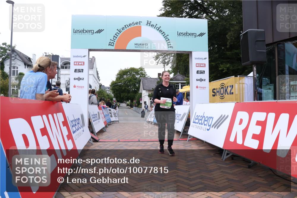 30.08.2026 - Blankeneser Heldenlauf Lena Gebhardt http://msf.ph/oto/10077815 30.08.2026 10:54:02 Ziel 5688 meine-sportfotos.de