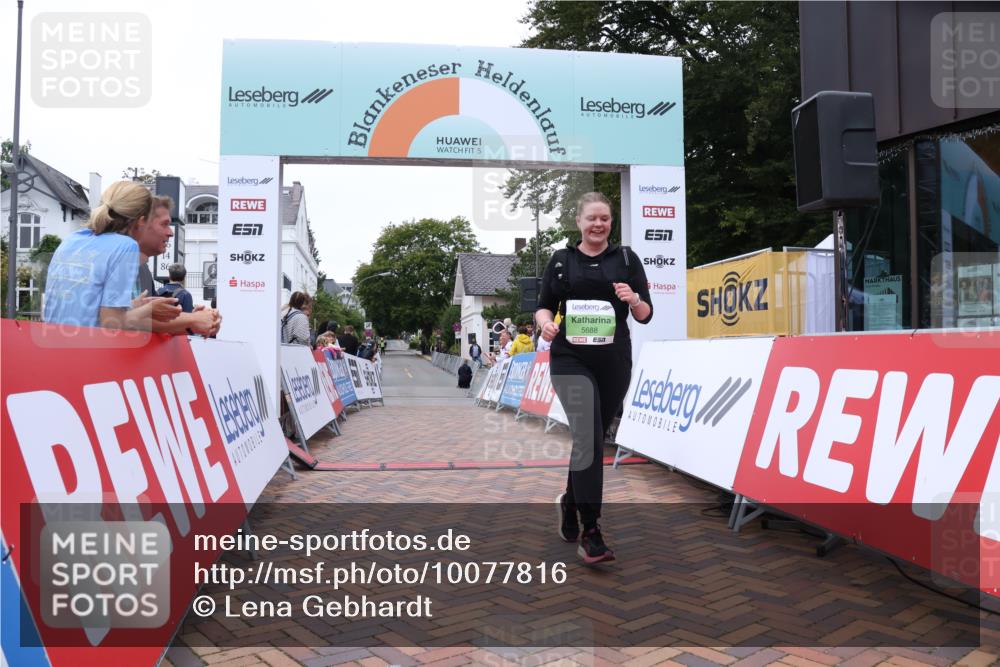 30.08.2026 - Blankeneser Heldenlauf Lena Gebhardt http://msf.ph/oto/10077816 30.08.2026 10:54:03 Ziel 5688 meine-sportfotos.de