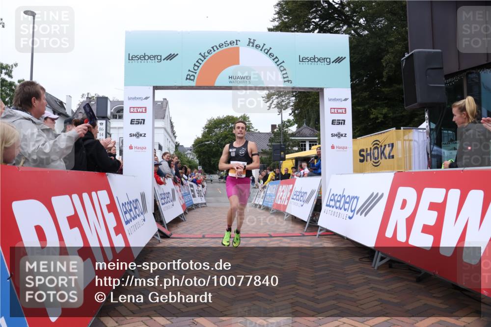 30.08.2026 - Blankeneser Heldenlauf Lena Gebhardt http://msf.ph/oto/10077840 30.08.2026 11:02:12 Ziel 2492 meine-sportfotos.de