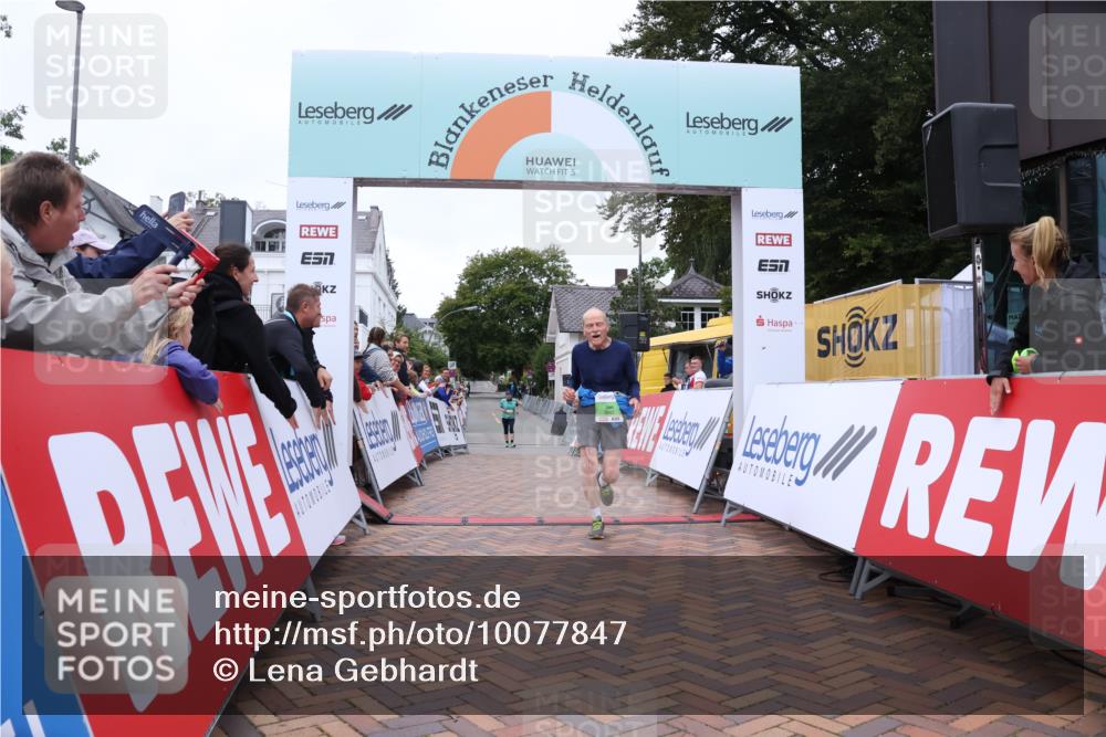30.08.2026 - Blankeneser Heldenlauf Lena Gebhardt http://msf.ph/oto/10077847 30.08.2026 11:02:41 Ziel 5842 meine-sportfotos.de