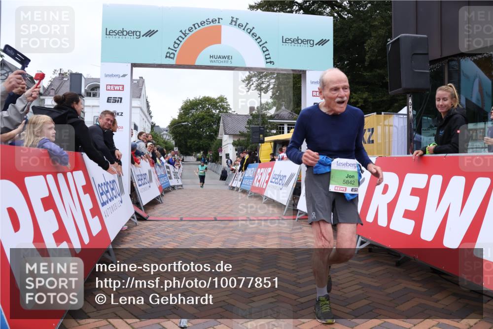 30.08.2026 - Blankeneser Heldenlauf Lena Gebhardt http://msf.ph/oto/10077851 30.08.2026 11:02:42 Ziel 5842 meine-sportfotos.de