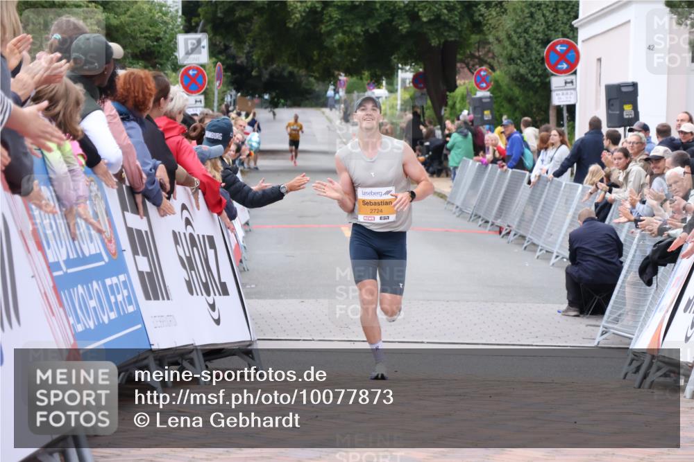 30.08.2026 - Blankeneser Heldenlauf Lena Gebhardt http://msf.ph/oto/10077873 30.08.2026 11:14:32 Ziel 2724 meine-sportfotos.de