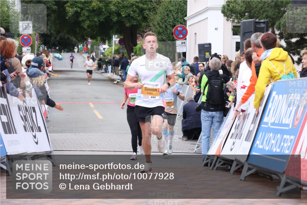 30.08.2026 - Blankeneser Heldenlauf Lena Gebhardt http://msf.ph/oto/10077928 30.08.2026 11:17:33 Ziel 2485 meine-sportfotos.de