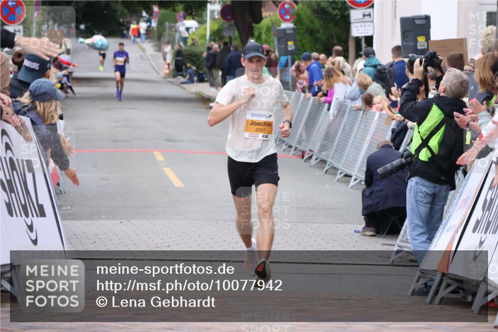 30.08.2026 - Blankeneser Heldenlauf Lena Gebhardt http://msf.ph/oto/10077942 30.08.2026 11:17:47 Ziel 2087, 5744 meine-sportfotos.de