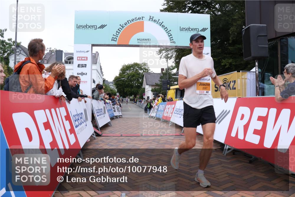 30.08.2026 - Blankeneser Heldenlauf Lena Gebhardt http://msf.ph/oto/10077948 30.08.2026 11:17:52 Ziel 2087 meine-sportfotos.de