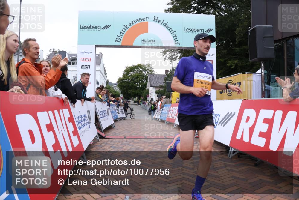 30.08.2026 - Blankeneser Heldenlauf Lena Gebhardt http://msf.ph/oto/10077956 30.08.2026 11:18:04 Ziel 2423 meine-sportfotos.de