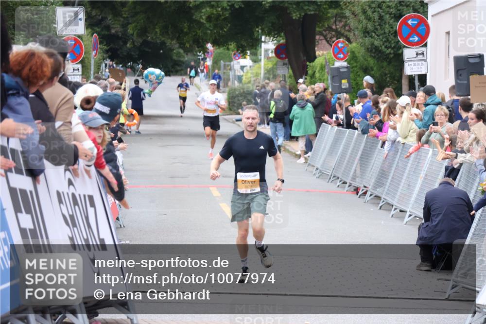 30.08.2026 - Blankeneser Heldenlauf Lena Gebhardt http://msf.ph/oto/10077974 30.08.2026 11:19:21 Ziel  meine-sportfotos.de