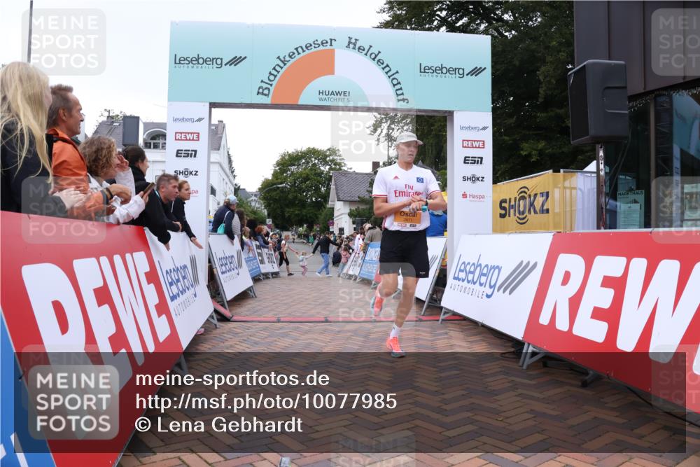 30.08.2026 - Blankeneser Heldenlauf Lena Gebhardt http://msf.ph/oto/10077985 30.08.2026 11:19:33 Ziel 2671, 2679 meine-sportfotos.de