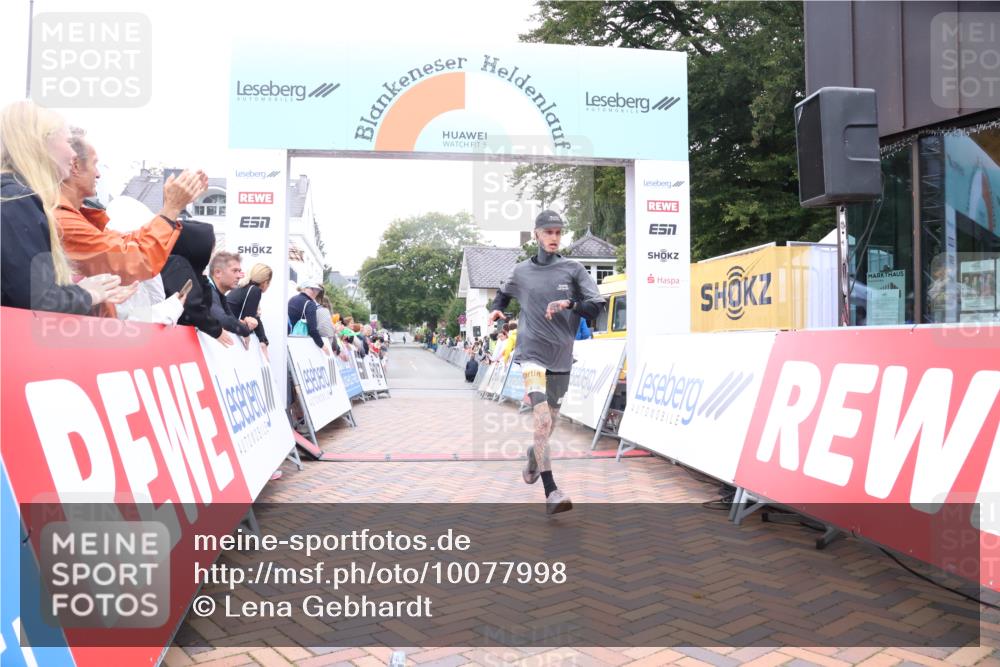 30.08.2026 - Blankeneser Heldenlauf Lena Gebhardt http://msf.ph/oto/10077998 30.08.2026 11:21:48 Ziel 2570 meine-sportfotos.de