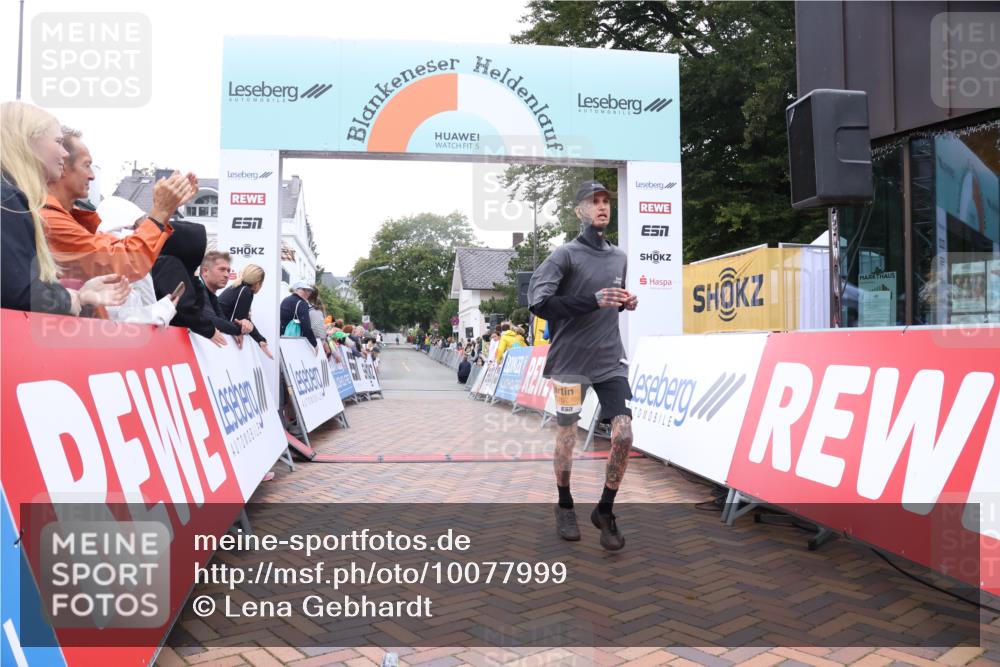 30.08.2026 - Blankeneser Heldenlauf Lena Gebhardt http://msf.ph/oto/10077999 30.08.2026 11:21:49 Ziel 2570 meine-sportfotos.de
