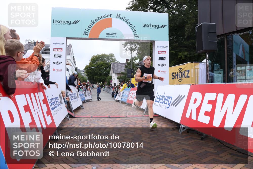 30.08.2026 - Blankeneser Heldenlauf Lena Gebhardt http://msf.ph/oto/10078014 30.08.2026 11:24:12 Ziel 2893 meine-sportfotos.de