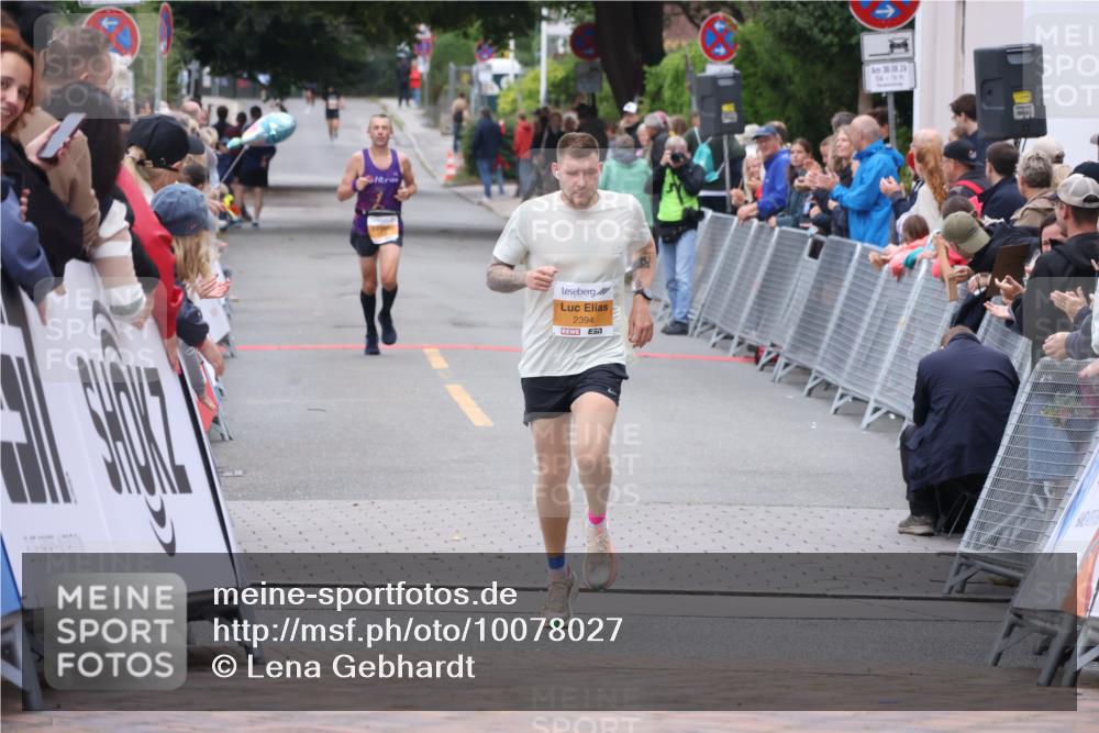 30.08.2026 - Blankeneser Heldenlauf Lena Gebhardt http://msf.ph/oto/10078027 30.08.2026 11:25:02 Ziel 2394 meine-sportfotos.de