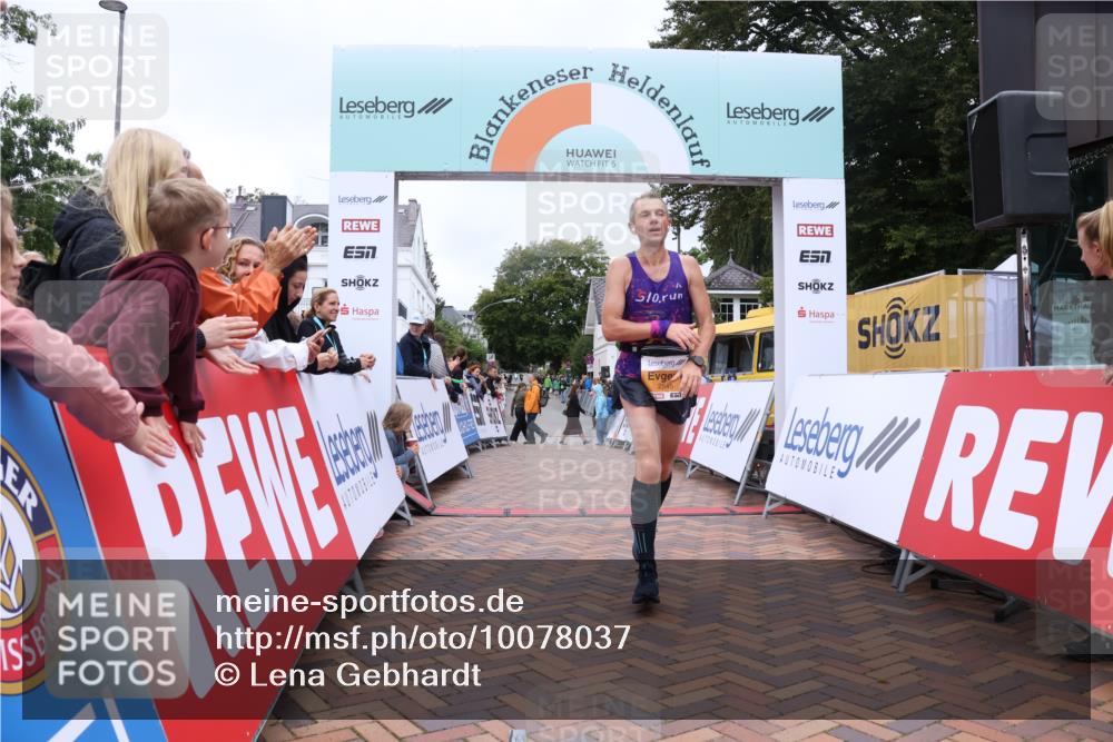 30.08.2026 - Blankeneser Heldenlauf Lena Gebhardt http://msf.ph/oto/10078037 30.08.2026 11:25:13 Ziel 2394, 2545 meine-sportfotos.de