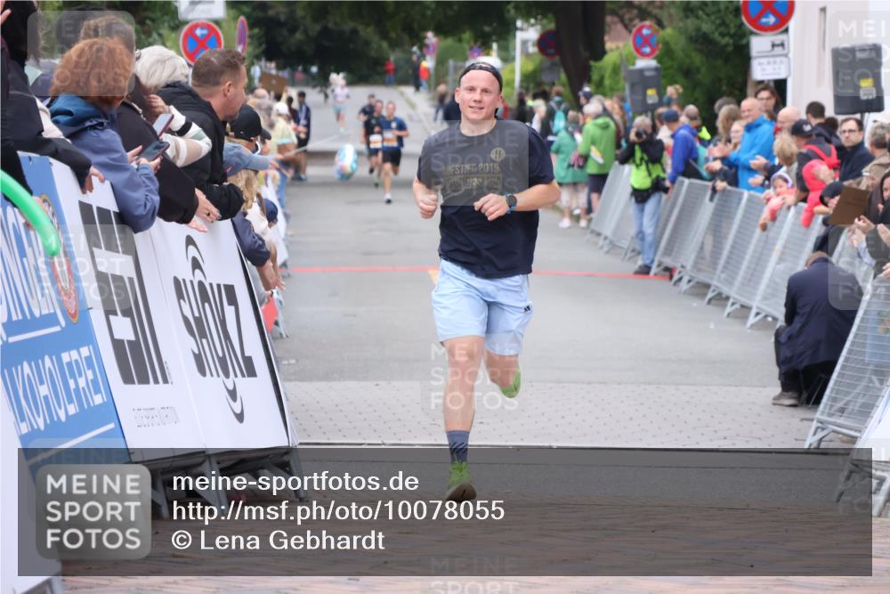 30.08.2026 - Blankeneser Heldenlauf Lena Gebhardt http://msf.ph/oto/10078055 30.08.2026 11:25:56 Ziel  meine-sportfotos.de