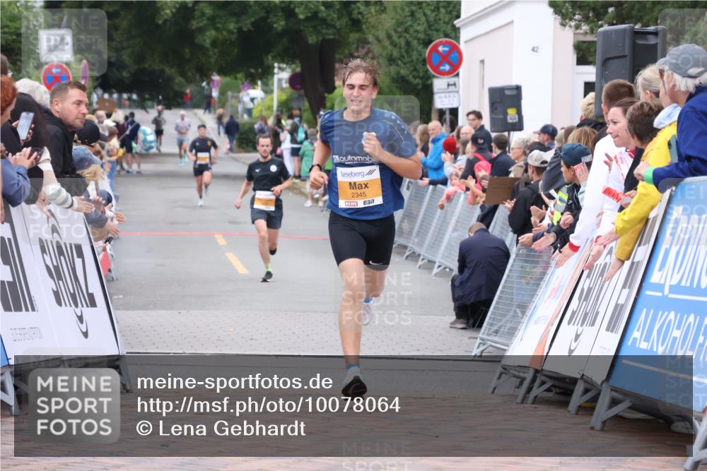 30.08.2026 - Blankeneser Heldenlauf Lena Gebhardt http://msf.ph/oto/10078064 30.08.2026 11:26:10 Ziel 2345 meine-sportfotos.de