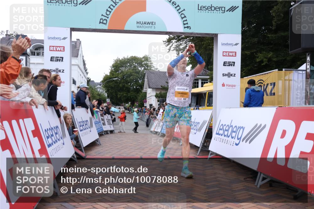 30.08.2026 - Blankeneser Heldenlauf Lena Gebhardt http://msf.ph/oto/10078088 30.08.2026 11:26:34 Ziel 2921 meine-sportfotos.de