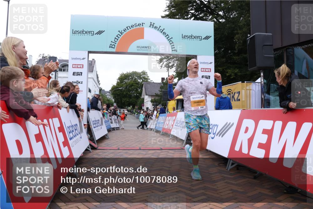 30.08.2026 - Blankeneser Heldenlauf Lena Gebhardt http://msf.ph/oto/10078089 30.08.2026 11:26:35 Ziel 2921 meine-sportfotos.de