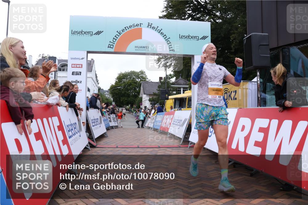 30.08.2026 - Blankeneser Heldenlauf Lena Gebhardt http://msf.ph/oto/10078090 30.08.2026 11:26:35 Ziel 2921 meine-sportfotos.de