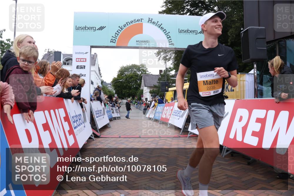30.08.2026 - Blankeneser Heldenlauf Lena Gebhardt http://msf.ph/oto/10078105 30.08.2026 11:26:54 Ziel 2235 meine-sportfotos.de