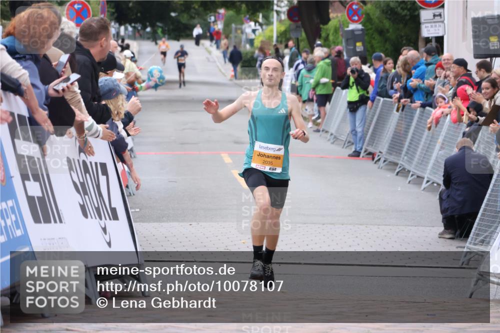 30.08.2026 - Blankeneser Heldenlauf Lena Gebhardt http://msf.ph/oto/10078107 30.08.2026 11:27:08 Ziel 2035 meine-sportfotos.de