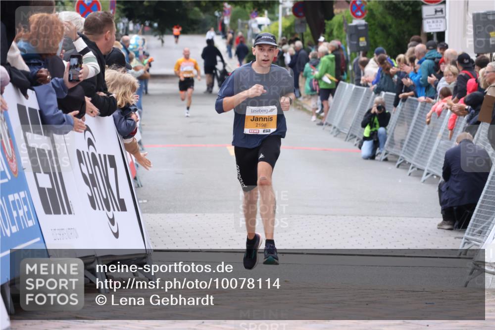 30.08.2026 - Blankeneser Heldenlauf Lena Gebhardt http://msf.ph/oto/10078114 30.08.2026 11:27:32 Ziel 2198 meine-sportfotos.de