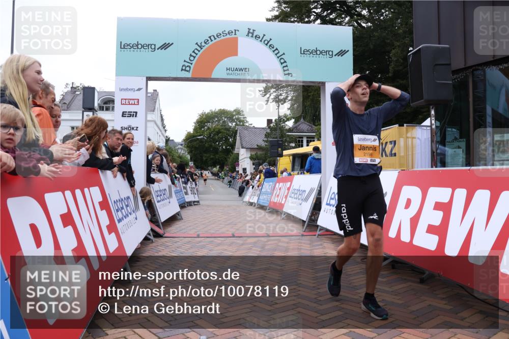 30.08.2026 - Blankeneser Heldenlauf Lena Gebhardt http://msf.ph/oto/10078119 30.08.2026 11:27:37 Ziel 2198 meine-sportfotos.de
