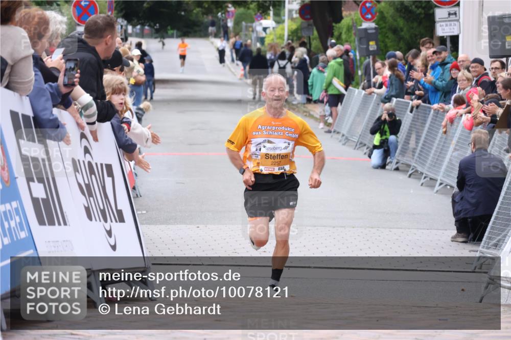 30.08.2026 - Blankeneser Heldenlauf Lena Gebhardt http://msf.ph/oto/10078121 30.08.2026 11:27:43 Ziel 2198, 2257 meine-sportfotos.de