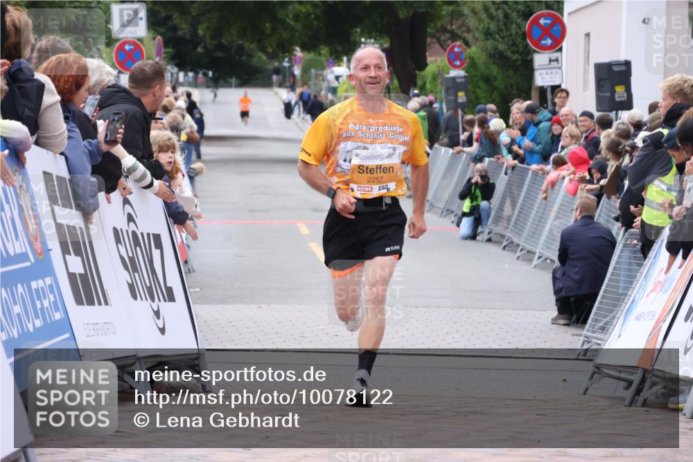 30.08.2026 - Blankeneser Heldenlauf Lena Gebhardt http://msf.ph/oto/10078122 30.08.2026 11:27:44 Ziel 2198, 2257 meine-sportfotos.de