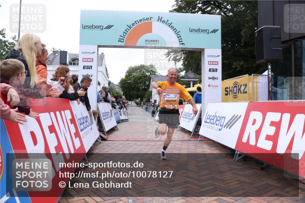 30.08.2026 - Blankeneser Heldenlauf Lena Gebhardt http://msf.ph/oto/10078127 30.08.2026 11:27:47 Ziel 2257 meine-sportfotos.de