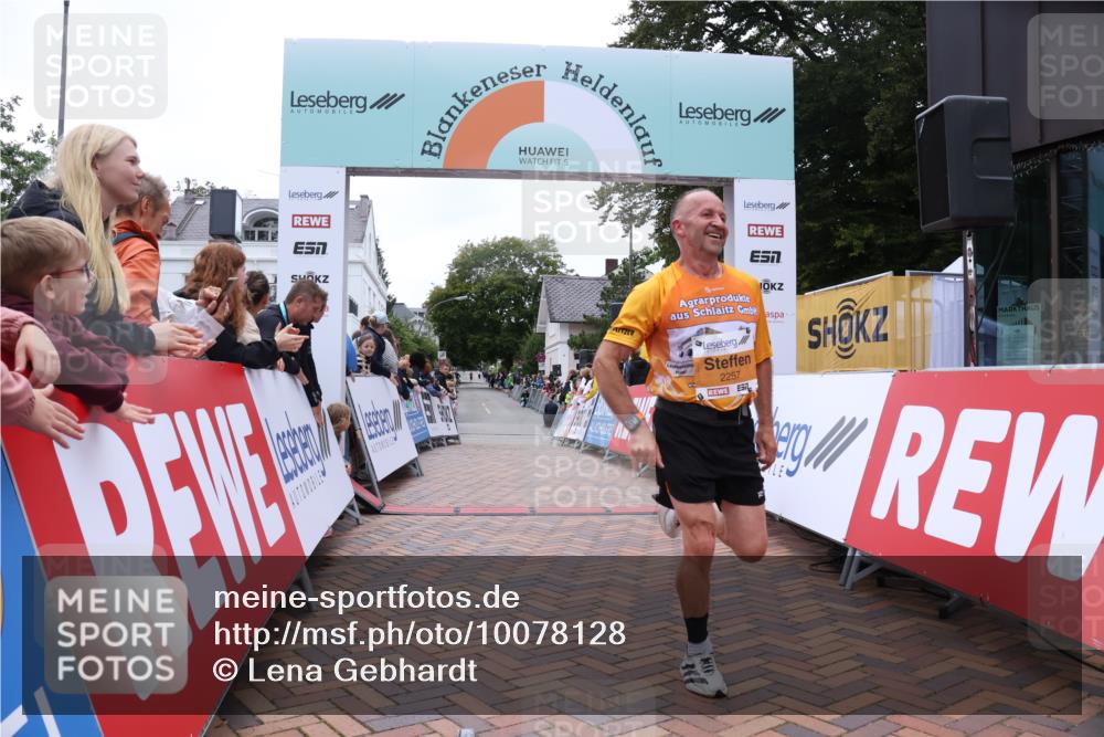 30.08.2026 - Blankeneser Heldenlauf Lena Gebhardt http://msf.ph/oto/10078128 30.08.2026 11:27:47 Ziel 2257 meine-sportfotos.de