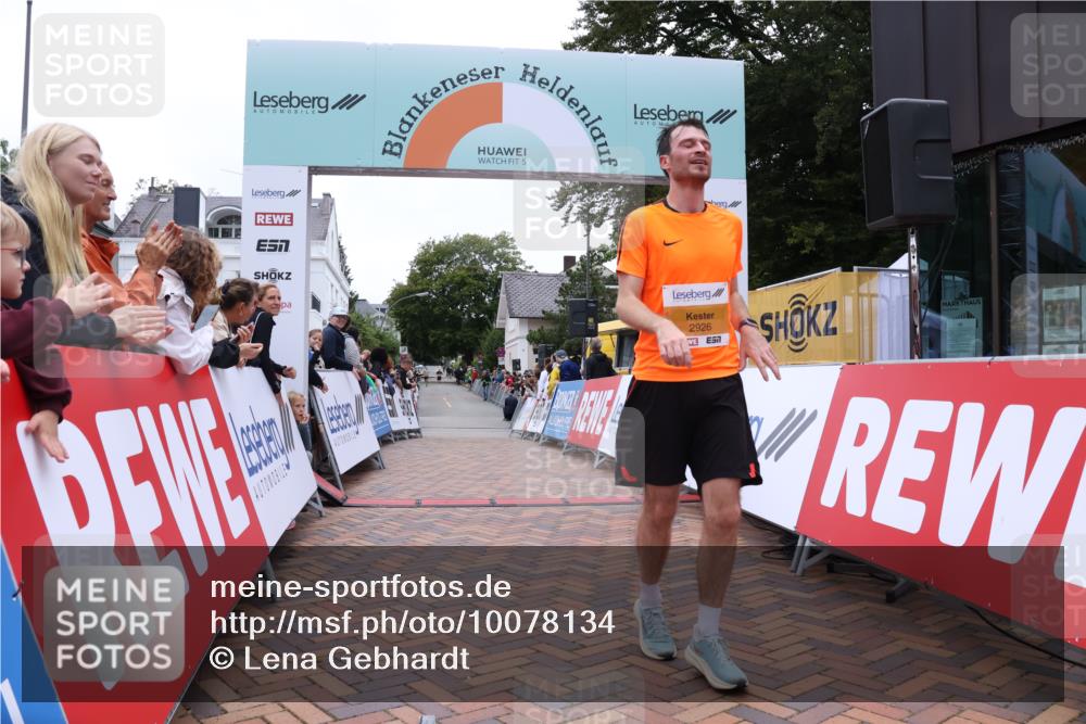 30.08.2026 - Blankeneser Heldenlauf Lena Gebhardt http://msf.ph/oto/10078134 30.08.2026 11:28:22 Ziel 2926 meine-sportfotos.de