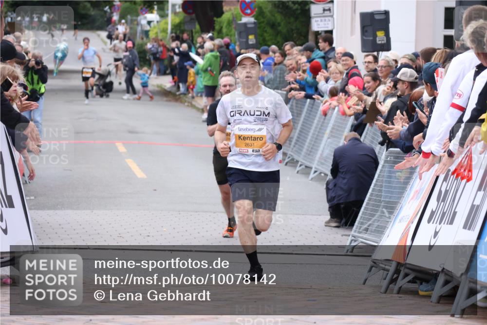 30.08.2026 - Blankeneser Heldenlauf Lena Gebhardt http://msf.ph/oto/10078142 30.08.2026 11:29:22 Ziel 2631, 2840 meine-sportfotos.de