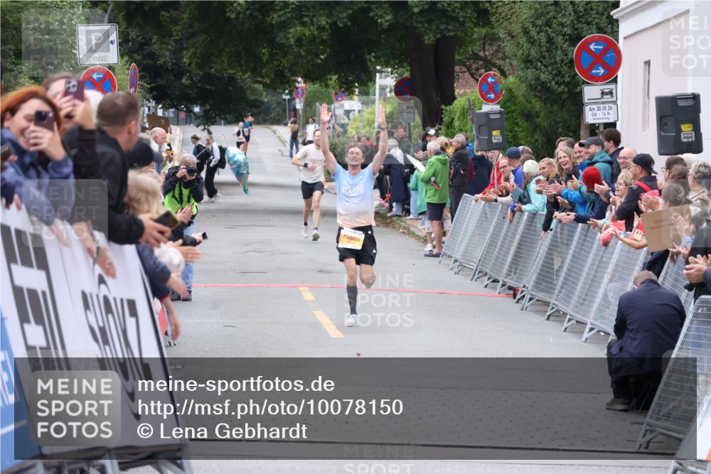 30.08.2026 - Blankeneser Heldenlauf Lena Gebhardt http://msf.ph/oto/10078150 30.08.2026 11:29:30 Ziel 2631, 2840 meine-sportfotos.de