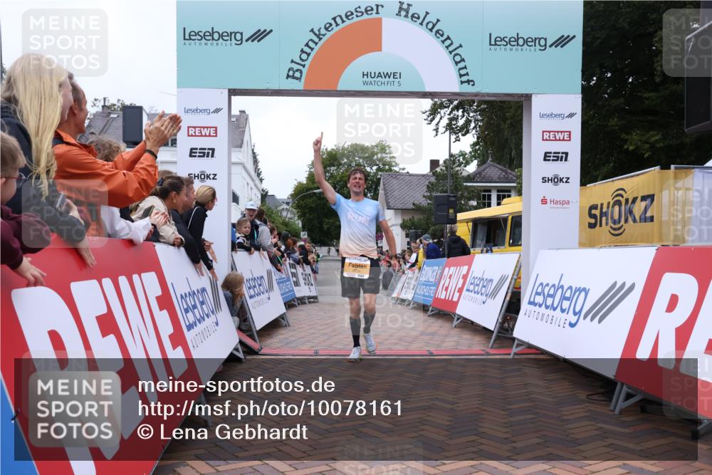 30.08.2026 - Blankeneser Heldenlauf Lena Gebhardt http://msf.ph/oto/10078161 30.08.2026 11:29:40 Ziel 2204 meine-sportfotos.de