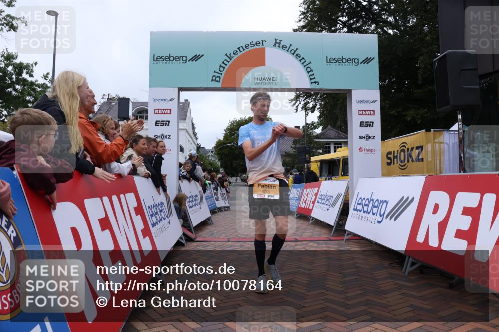 30.08.2026 - Blankeneser Heldenlauf Lena Gebhardt http://msf.ph/oto/10078164 30.08.2026 11:29:42 Ziel 2204, 2551 meine-sportfotos.de