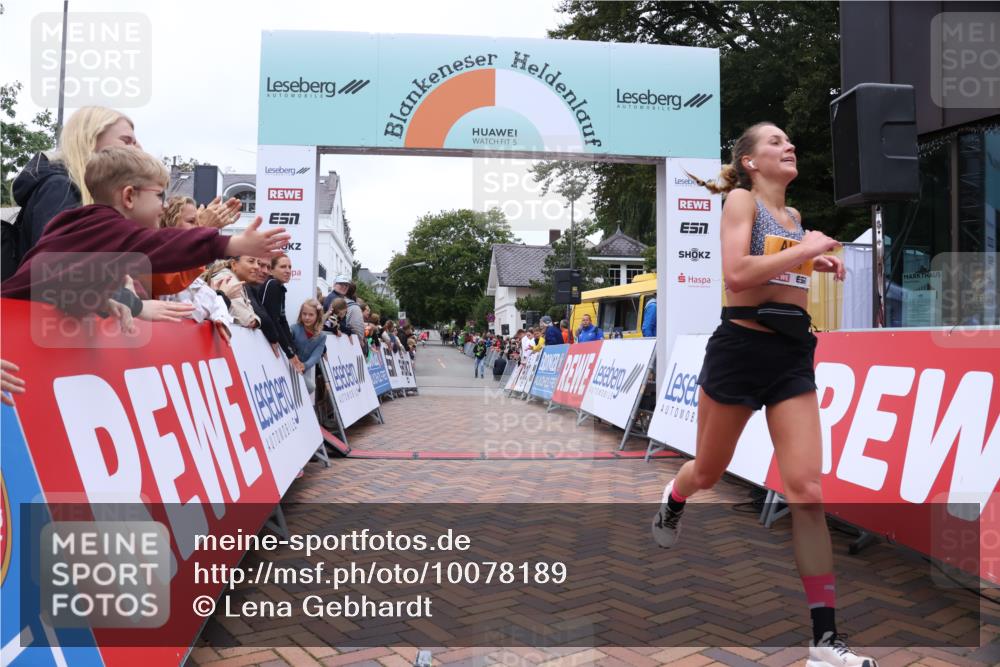 30.08.2026 - Blankeneser Heldenlauf Lena Gebhardt http://msf.ph/oto/10078189 30.08.2026 11:30:19 Ziel 2751, 2873 meine-sportfotos.de