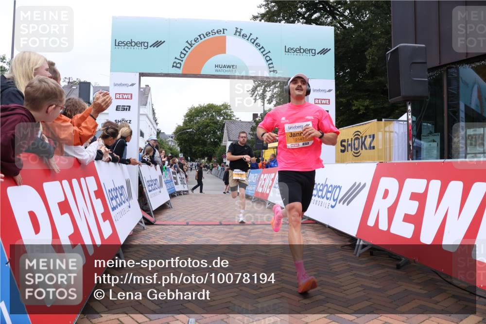 30.08.2026 - Blankeneser Heldenlauf Lena Gebhardt http://msf.ph/oto/10078194 30.08.2026 11:30:35 Ziel 2147, 2449 meine-sportfotos.de