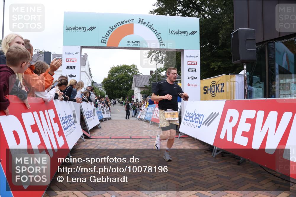 30.08.2026 - Blankeneser Heldenlauf Lena Gebhardt http://msf.ph/oto/10078196 30.08.2026 11:30:35 Ziel 2147, 2449 meine-sportfotos.de