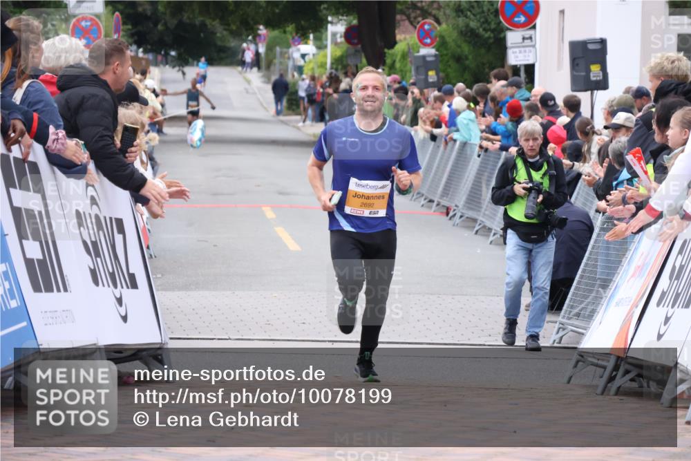 30.08.2026 - Blankeneser Heldenlauf Lena Gebhardt http://msf.ph/oto/10078199 30.08.2026 11:30:47 Ziel 2692 meine-sportfotos.de
