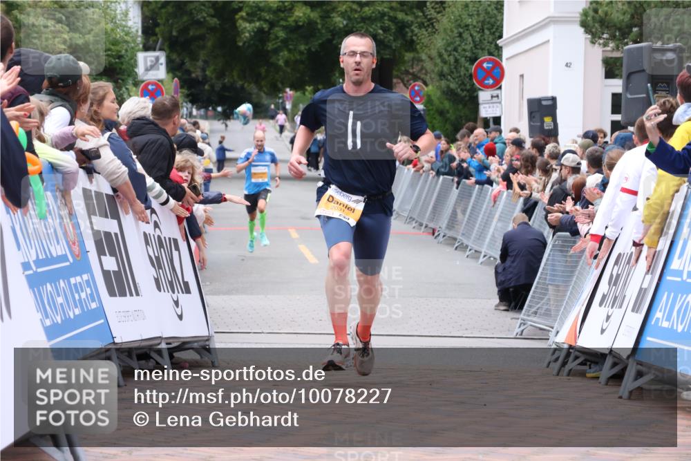 30.08.2026 - Blankeneser Heldenlauf Lena Gebhardt http://msf.ph/oto/10078227 30.08.2026 11:32:43 Ziel 2031 meine-sportfotos.de