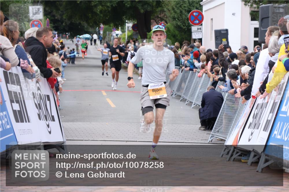 30.08.2026 - Blankeneser Heldenlauf Lena Gebhardt http://msf.ph/oto/10078258 30.08.2026 11:33:47 Ziel 2497 meine-sportfotos.de