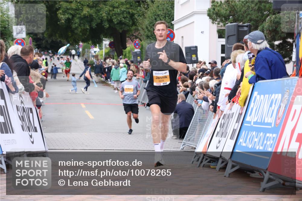 30.08.2026 - Blankeneser Heldenlauf Lena Gebhardt http://msf.ph/oto/10078265 30.08.2026 11:33:55 Ziel 2497, 2609 meine-sportfotos.de