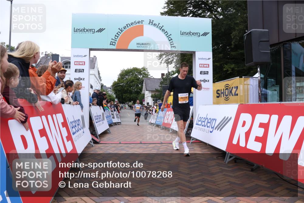 30.08.2026 - Blankeneser Heldenlauf Lena Gebhardt http://msf.ph/oto/10078268 30.08.2026 11:34:00 Ziel 2215, 2609 meine-sportfotos.de