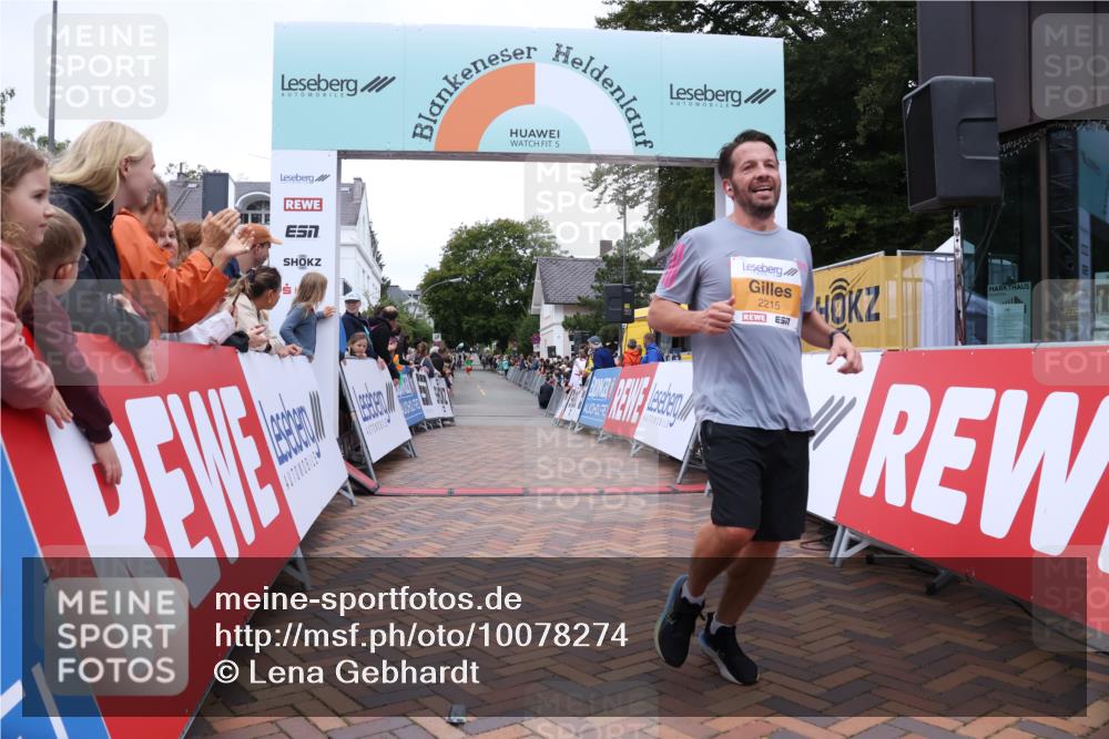 30.08.2026 - Blankeneser Heldenlauf Lena Gebhardt http://msf.ph/oto/10078274 30.08.2026 11:34:03 Ziel 2215, 2609 meine-sportfotos.de