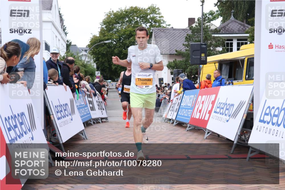 30.08.2026 - Blankeneser Heldenlauf Lena Gebhardt http://msf.ph/oto/10078280 30.08.2026 11:34:20 Ziel 2049, 2106, 2256 meine-sportfotos.de