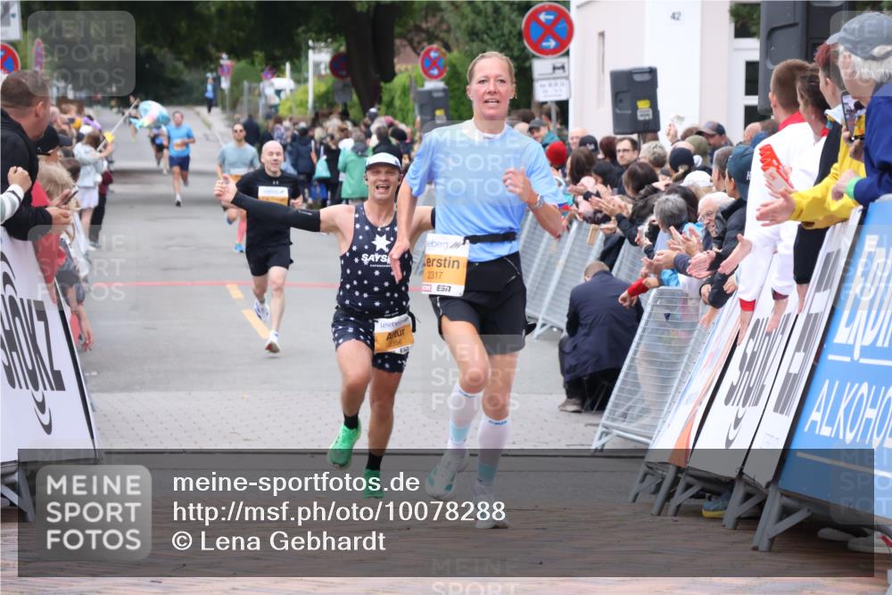 30.08.2026 - Blankeneser Heldenlauf Lena Gebhardt http://msf.ph/oto/10078288 30.08.2026 11:34:28 Ziel 2049, 2106, 2317, 2356 meine-sportfotos.de