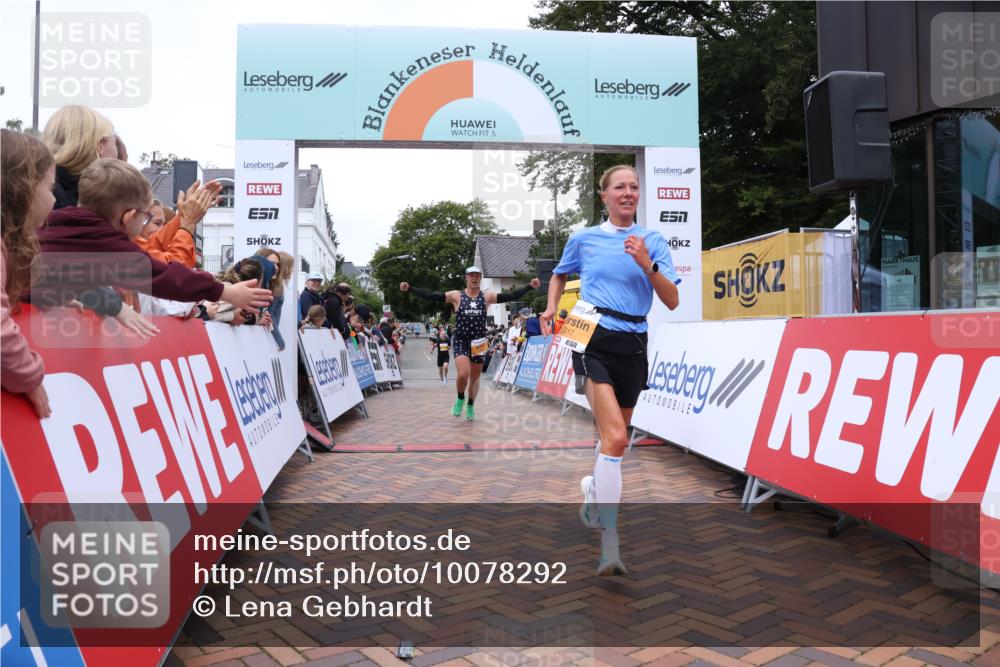 30.08.2026 - Blankeneser Heldenlauf Lena Gebhardt http://msf.ph/oto/10078292 30.08.2026 11:34:31 Ziel 2317, 2356, 2478 meine-sportfotos.de