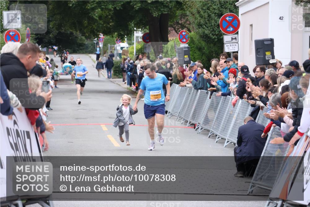 30.08.2026 - Blankeneser Heldenlauf Lena Gebhardt http://msf.ph/oto/10078308 30.08.2026 11:34:43 Ziel 2184, 2478 meine-sportfotos.de