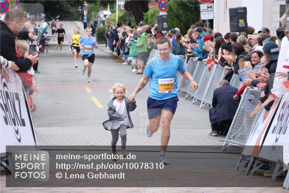 30.08.2026 - Blankeneser Heldenlauf Lena Gebhardt http://msf.ph/oto/10078310 30.08.2026 11:34:47 Ziel  meine-sportfotos.de
