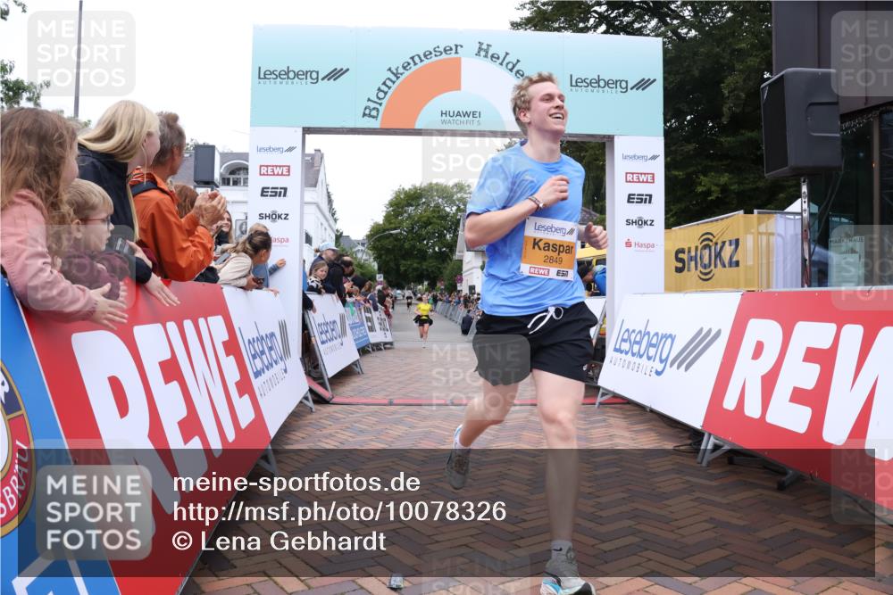 30.08.2026 - Blankeneser Heldenlauf Lena Gebhardt http://msf.ph/oto/10078326 30.08.2026 11:34:58 Ziel 2806, 2849, 2934 meine-sportfotos.de